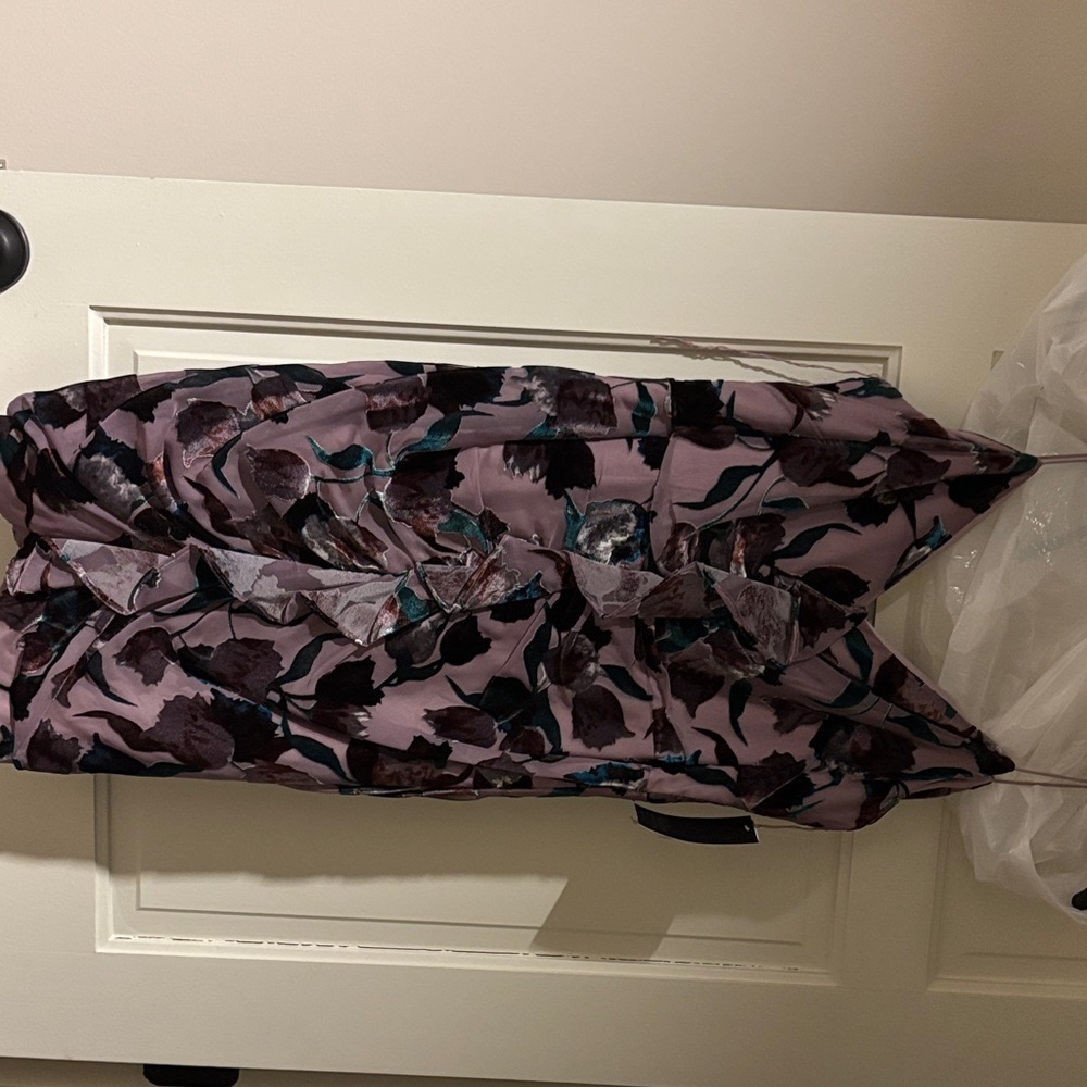 BNWT Aidan mattox ruched printed velvet dress - Picture 2 of 11